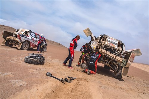 Teamspirit Houdt Bernhard Ten Brinke In Dakar Rally